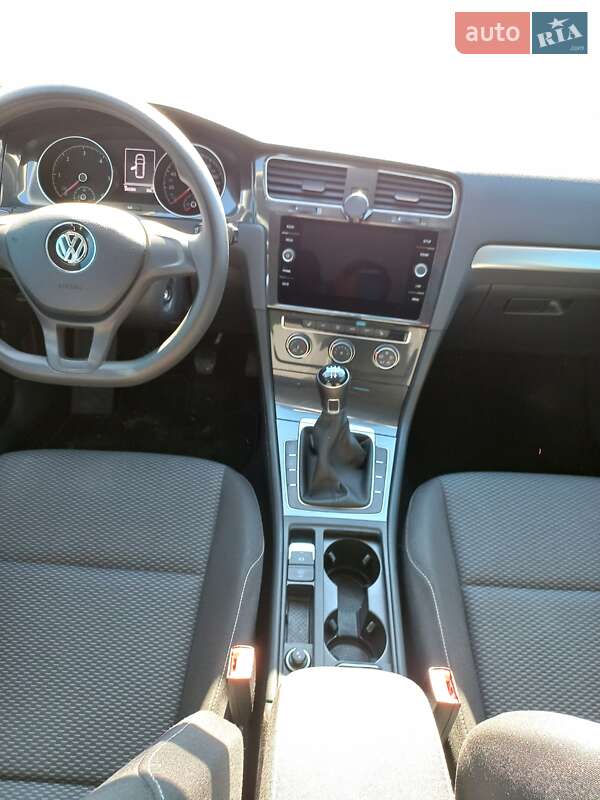Универсал Volkswagen Golf 2018 в Бердичеве