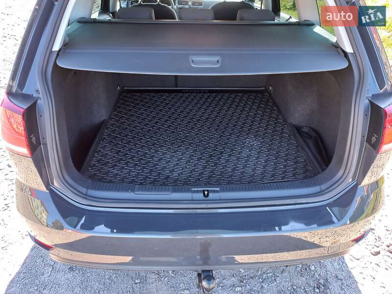 Универсал Volkswagen Golf 2018 в Бердичеве