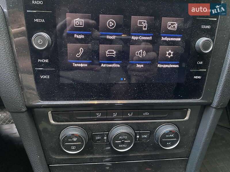 Универсал Volkswagen Golf 2019 в Мироновке