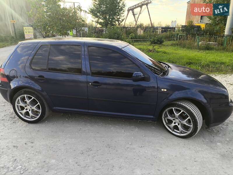 Хетчбек Volkswagen Golf 1998 в Тернополі