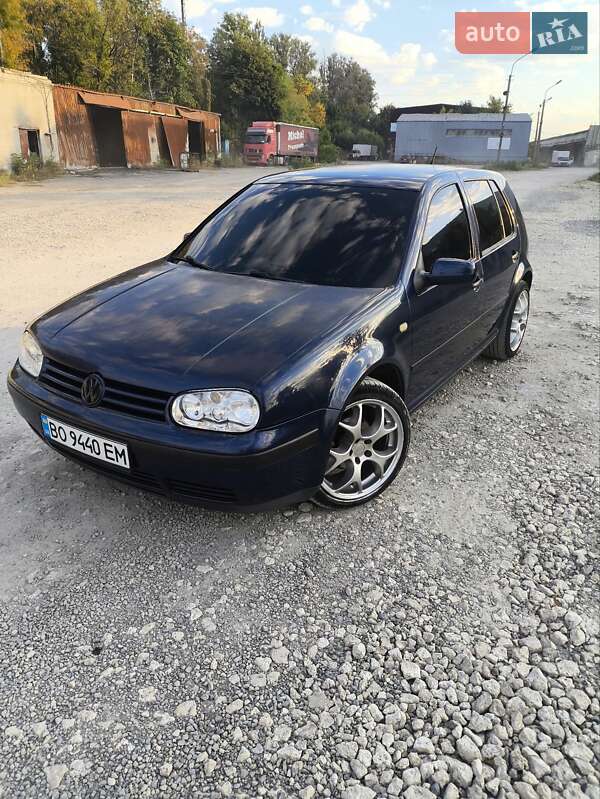 Хетчбек Volkswagen Golf 1998 в Тернополі