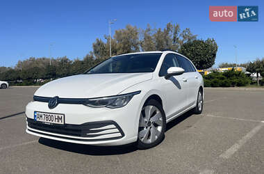 Універсал Volkswagen Golf 2020 в Києві