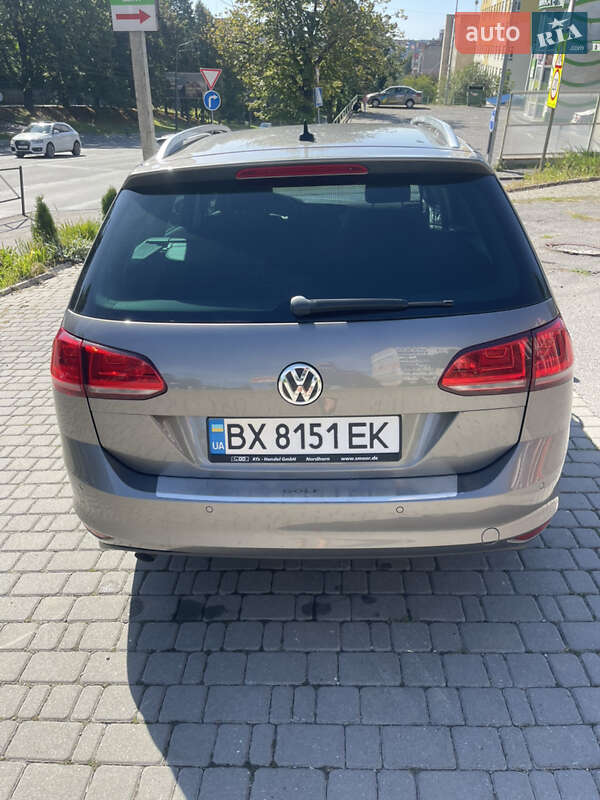 Універсал Volkswagen Golf 2015 в Хмельницькому