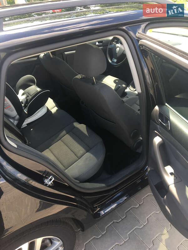 Универсал Volkswagen Golf 2007 в Луцке