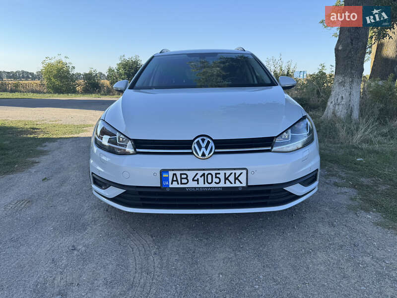 Универсал Volkswagen Golf 2017 в Жмеринке