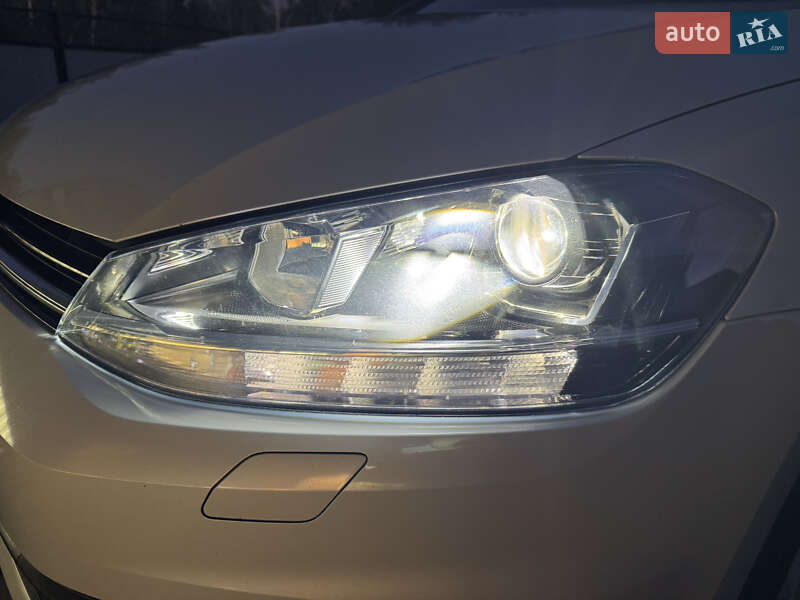 Универсал Volkswagen Golf 2017 в Жмеринке