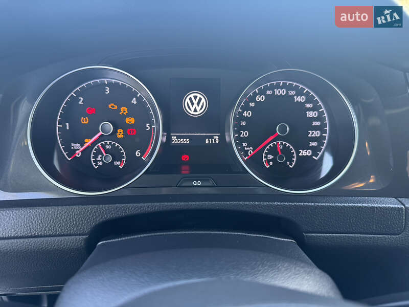 Универсал Volkswagen Golf 2017 в Жмеринке