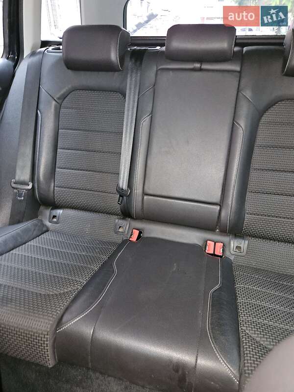 Універсал Volkswagen Golf 2016 в Ромнах