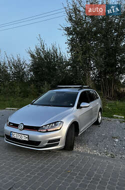 Универсал Volkswagen Golf 2015 в Львове