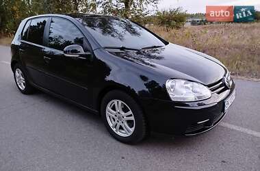 Хэтчбек Volkswagen Golf 2006 в Черкассах
