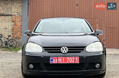 Хетчбек Volkswagen Golf 2008 в Луцьку
