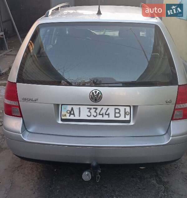 Универсал Volkswagen Golf 2004 в Яготине