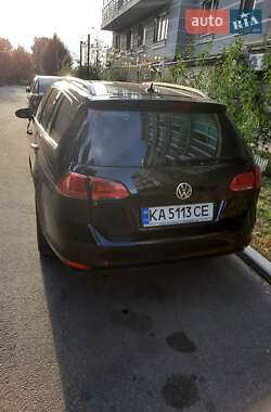 Універсал Volkswagen Golf 2015 в Києві