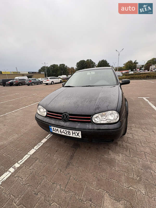 Volkswagen Golf 2000