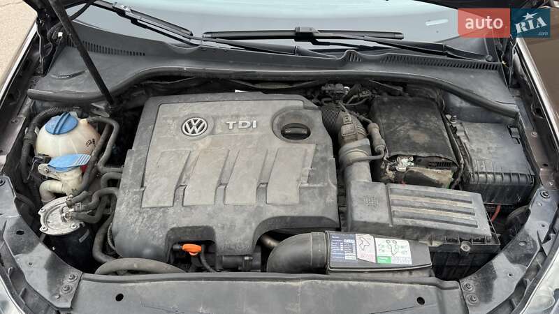 Універсал Volkswagen Golf 2011 в Броварах