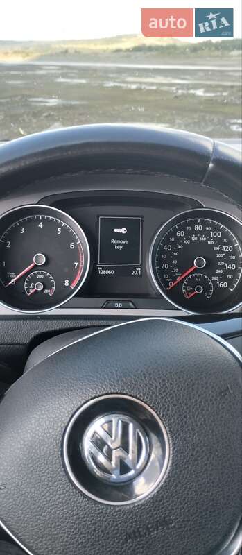 Хетчбек Volkswagen Golf 2014 в Новодністровську