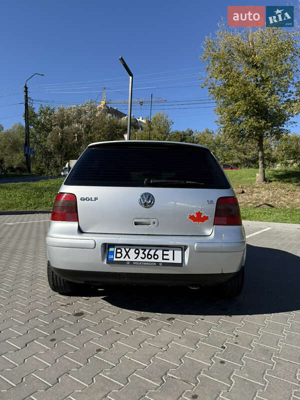 Хэтчбек Volkswagen Golf 2003 в Хмельницком