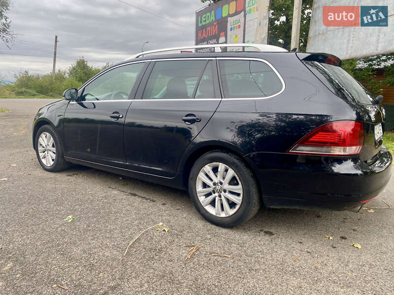 Универсал Volkswagen Golf 2012 в Виноградове