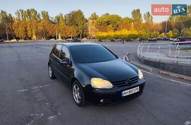 Хэтчбек Volkswagen Golf 2007 в Запорожье