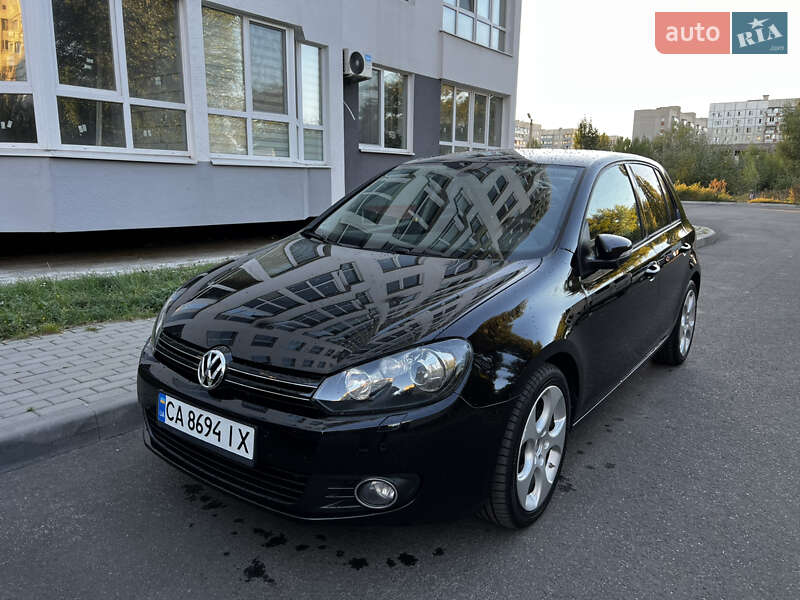 Хэтчбек Volkswagen Golf 2008 в Черкассах