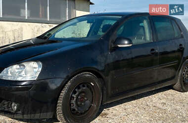 Хетчбек Volkswagen Golf 2007 в Луцьку