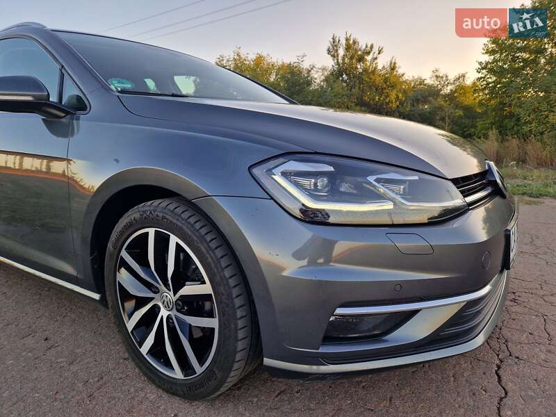 Универсал Volkswagen Golf 2019 в Кропивницком фото 12 Универсал Volkswagen Golf 2019 в Кропивницком