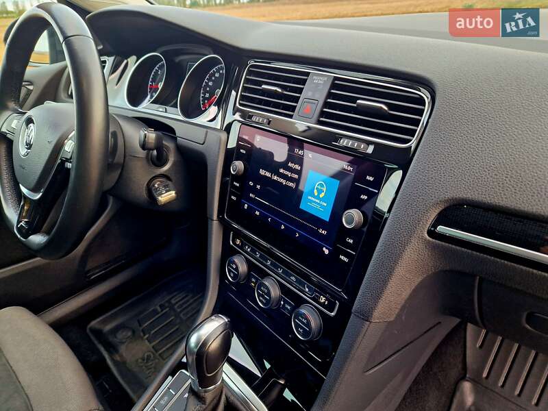 Универсал Volkswagen Golf 2019 в Кропивницком фото 37 Универсал Volkswagen Golf 2019 в Кропивницком