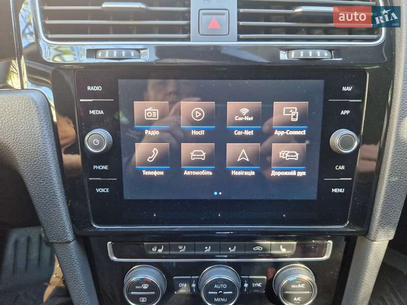 Универсал Volkswagen Golf 2019 в Кропивницком фото 45 Универсал Volkswagen Golf 2019 в Кропивницком