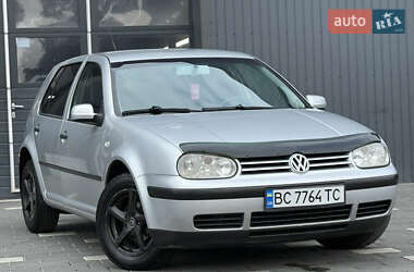 Хетчбек Volkswagen Golf 2002 в Дрогобичі