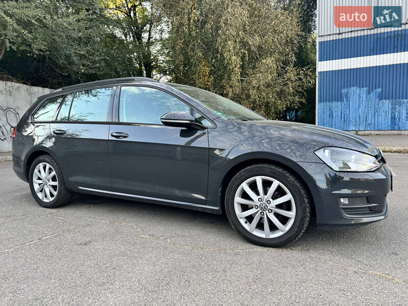 Универсал Volkswagen Golf 2013 в Запорожье
