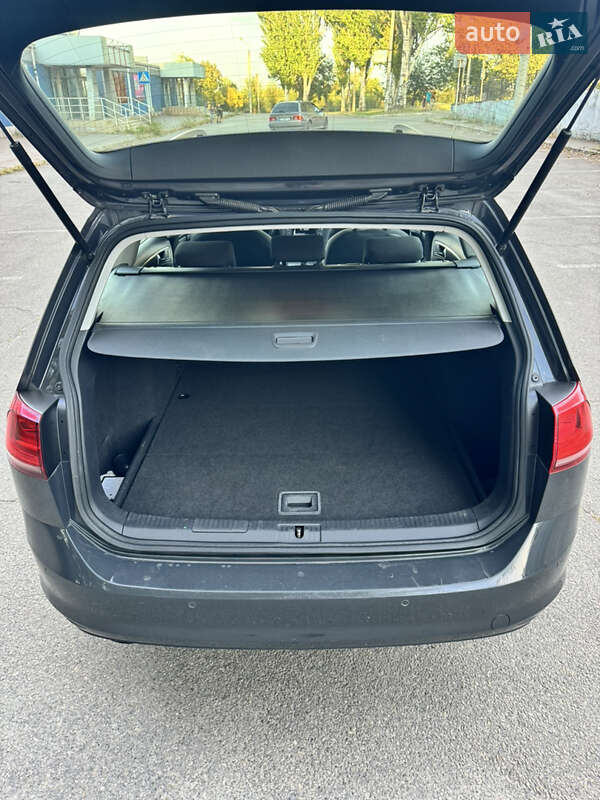 Универсал Volkswagen Golf 2013 в Запорожье