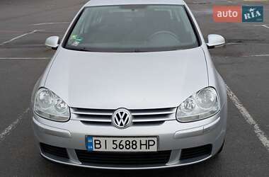 Хетчбек Volkswagen Golf 2005 в Житомирі