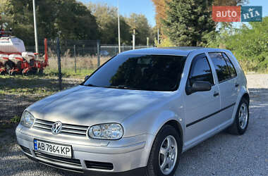 Хэтчбек Volkswagen Golf 2000 в Виннице