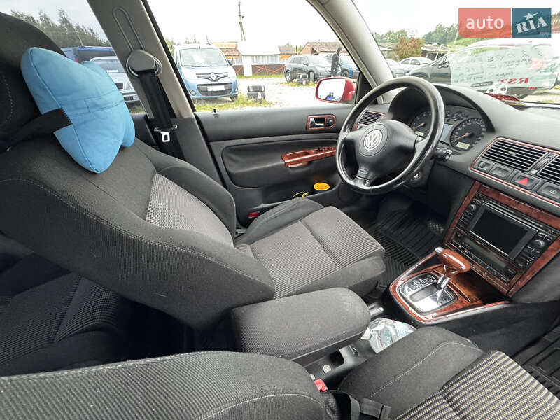 Универсал Volkswagen Golf 2002 в Брошневе-Осаде