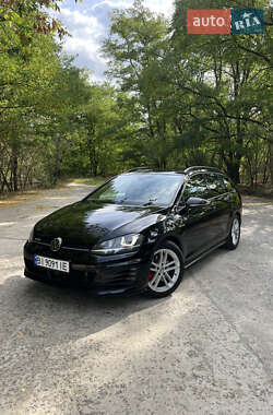 Универсал Volkswagen Golf 2016 в Черкассах