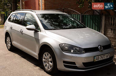Універсал Volkswagen Golf 2014 в Вінниці