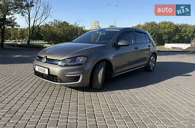 Хетчбек Volkswagen Golf 2015 в Кам'янському