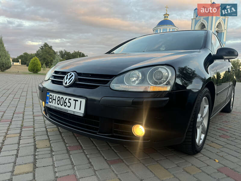 Хэтчбек Volkswagen Golf 2004 в Одессе фото 10 Хэтчбек Volkswagen Golf 2004 в Одессе