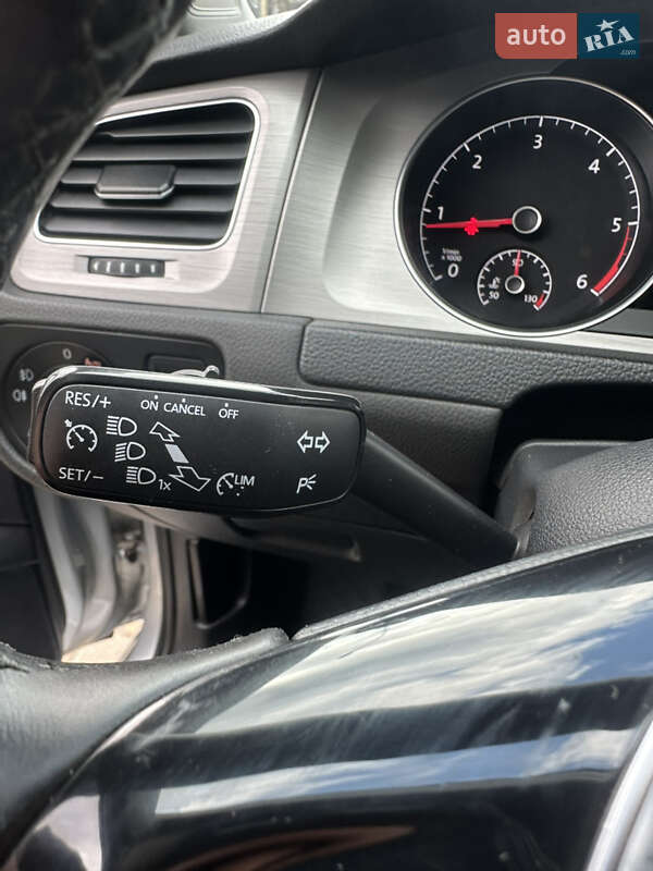 Універсал Volkswagen Golf 2014 в Сваляві фото 15 Універсал Volkswagen Golf 2014 в Сваляві