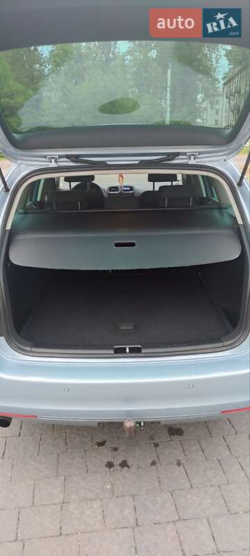 Универсал Volkswagen Golf 2010 в Надворной