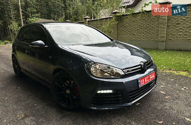 Хетчбек Volkswagen Golf 2010 в Луцьку
