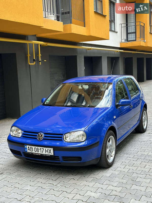 Volkswagen Golf 2001