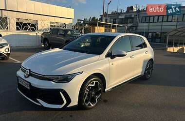 Хэтчбек Volkswagen Golf 2024 в Ивано-Франковске