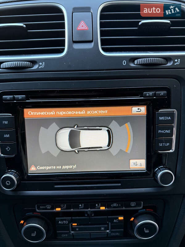 Хэтчбек Volkswagen Golf 2012 в Киеве