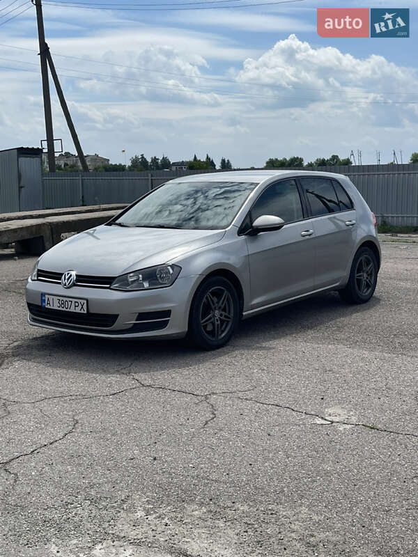 Хетчбек Volkswagen Golf 2013 в Миронівці