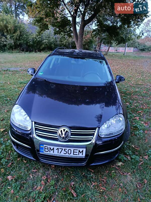 Універсал Volkswagen Golf 2009 в Конотопі
