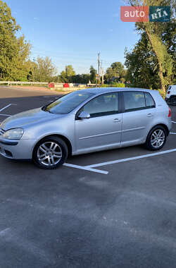 Хетчбек Volkswagen Golf 2006 в Броварах
