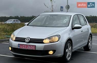 Хэтчбек Volkswagen Golf 2009 в Виннице