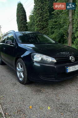 Універсал Volkswagen Golf 2011 в Тернополі