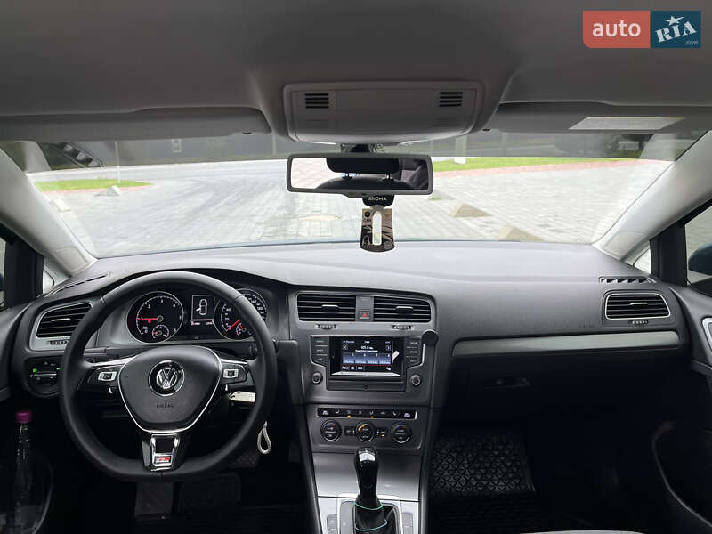 Хетчбек Volkswagen Golf 2013 в Хмельницькому фото 36 Хетчбек Volkswagen Golf 2013 в Хмельницькому